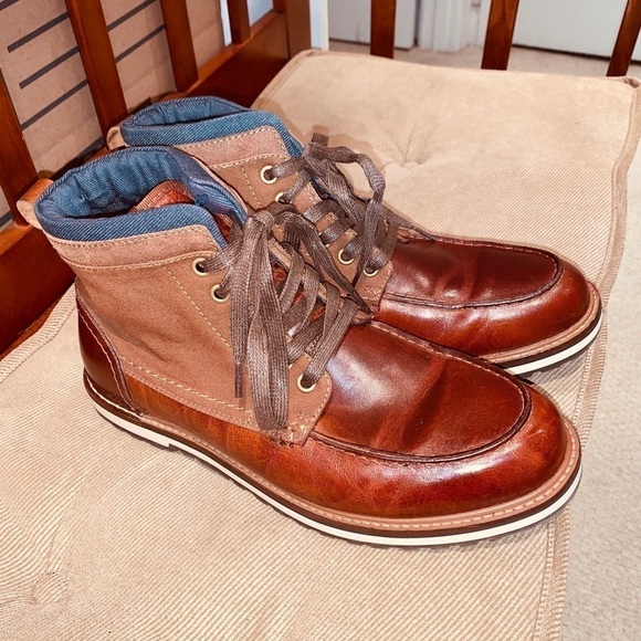 Aldo Two Tone Boots - Picture 3 of 11